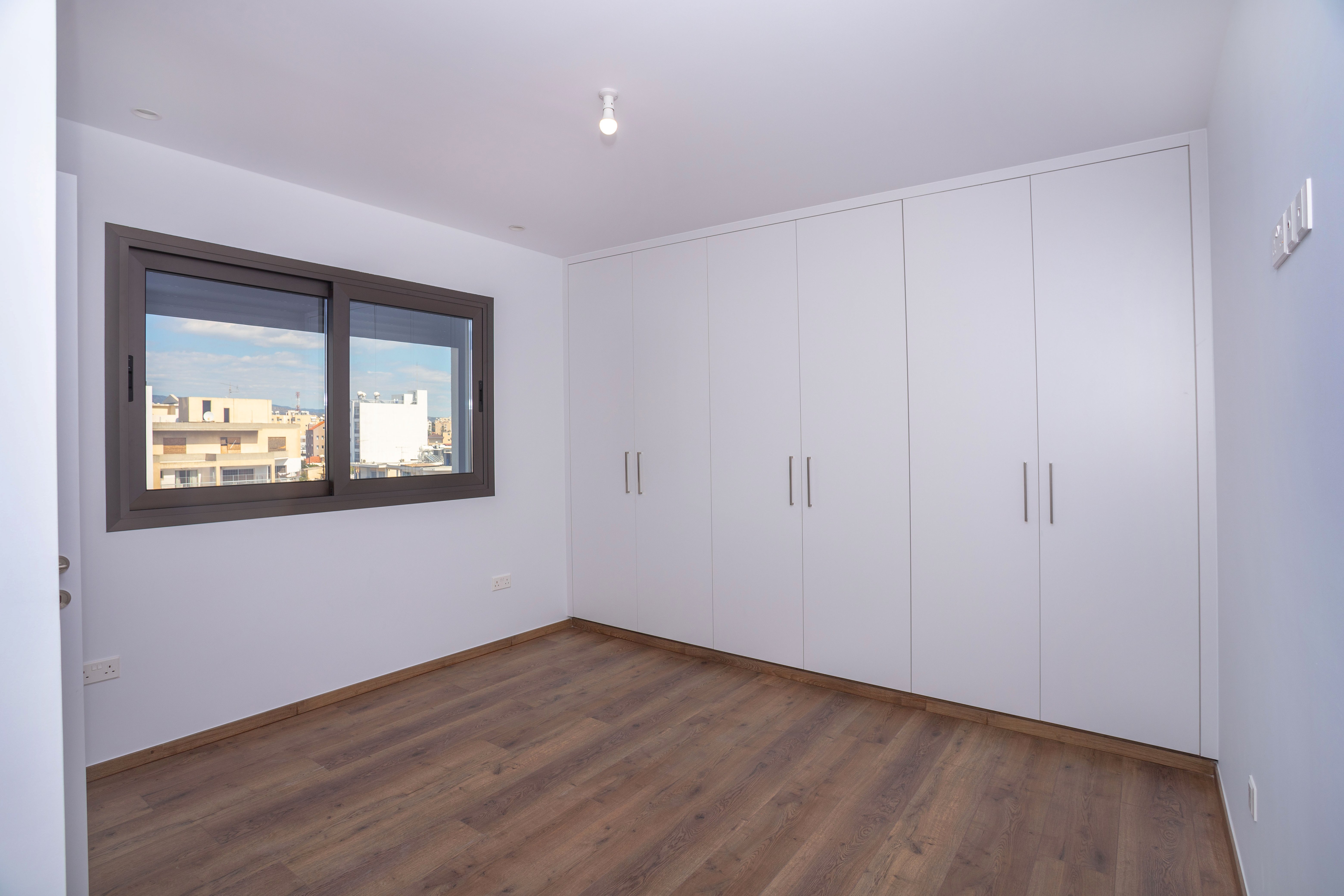 3 BR Penthouse in Agios Georgios, Limassol photo 5