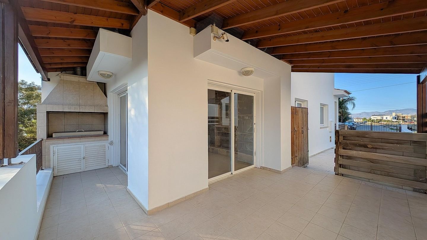 Elegant 4-Bedroom Home with Private Pool in Archangelos/Anthoupoli, Nicosia photo 33