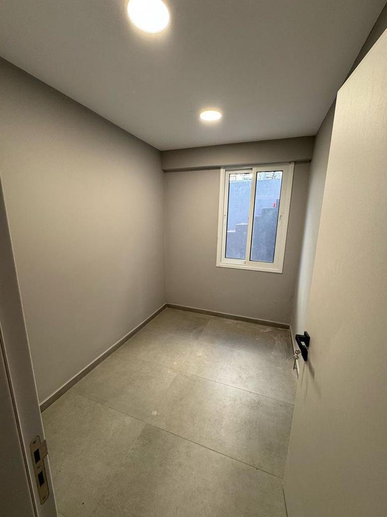 Fully renovated Office in Agios Georgios, Limassol photo 13