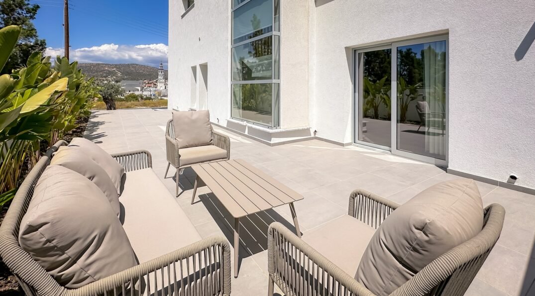 3 BR Villa in Mouttagiaka, Limassol photo 10