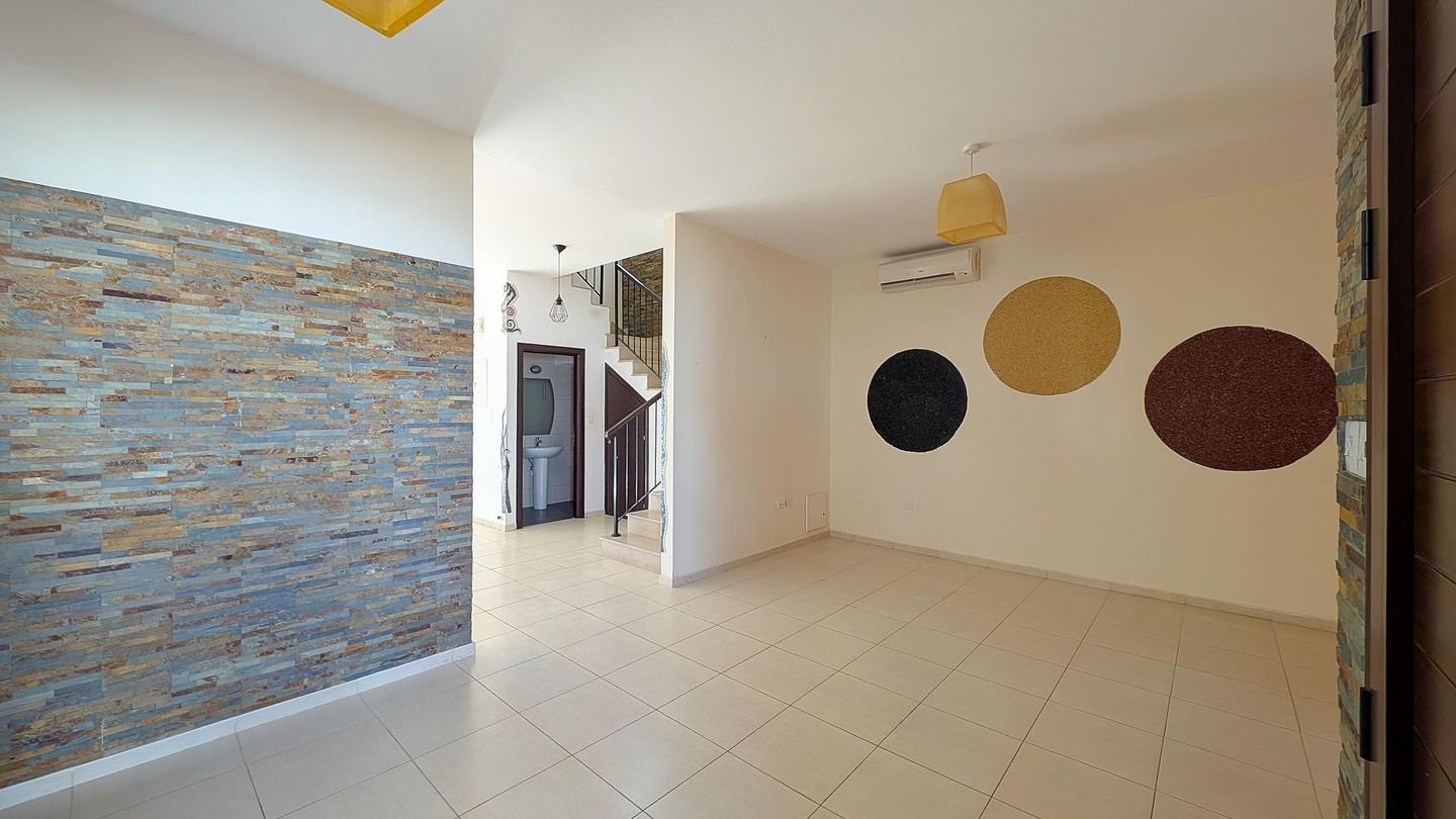 Two-Storey Detached House with Swimming Pool in Oroklini, Larnaca photo 9