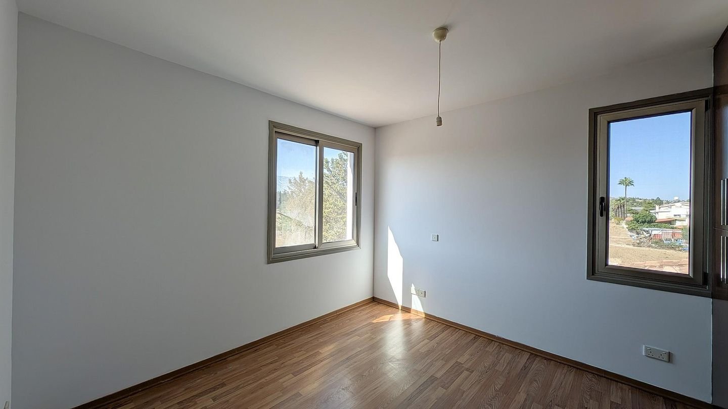 Two storey house in Pano Deftera, Nicosia photo 22