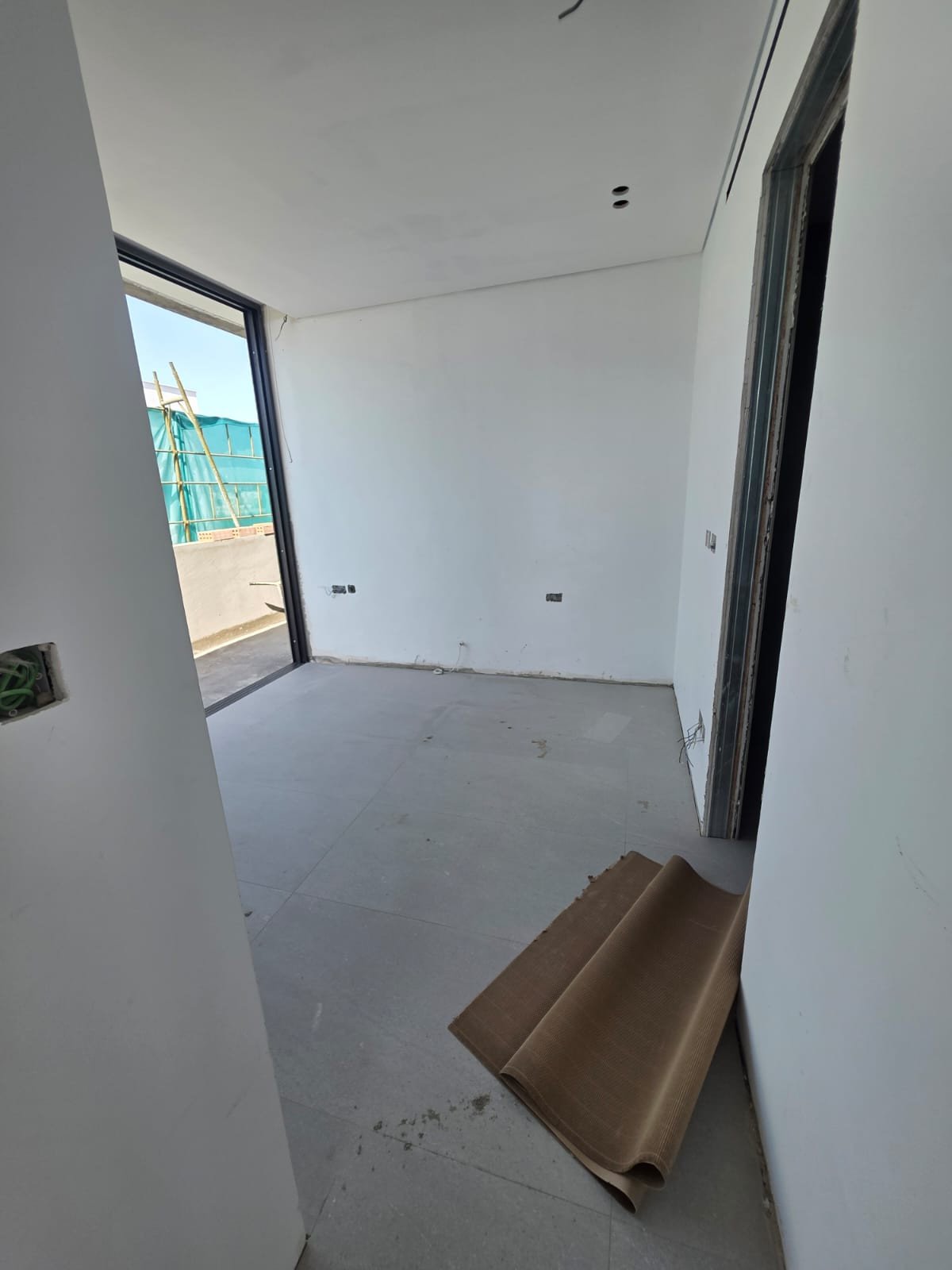 3 BR Penthouse in Universal, Paphos photo 3