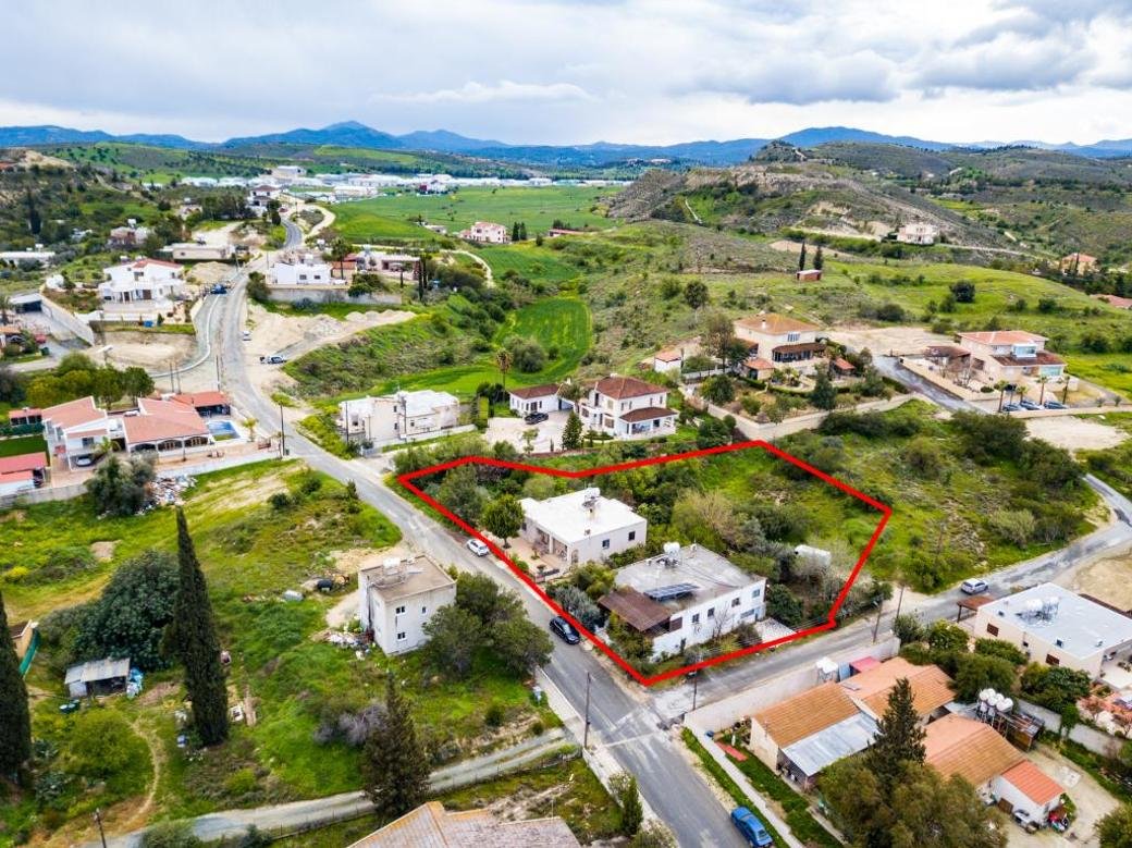 Shared residential field in Dali, Nicosia photo 2