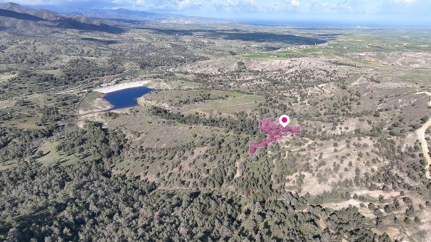 Livestock field located in Agia Marina Xyliatou, Nicosia. photo 4