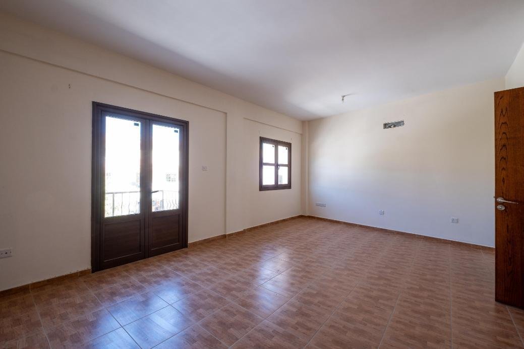 4 bedroom house in Agios Theodoros, Larnaca photo 10