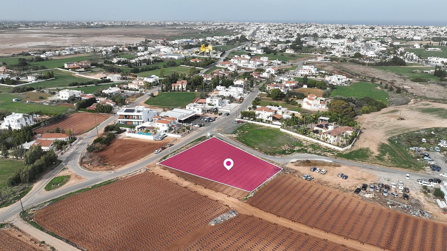 17% Share of a Residential field in Paralimni, Famagusta photo 4