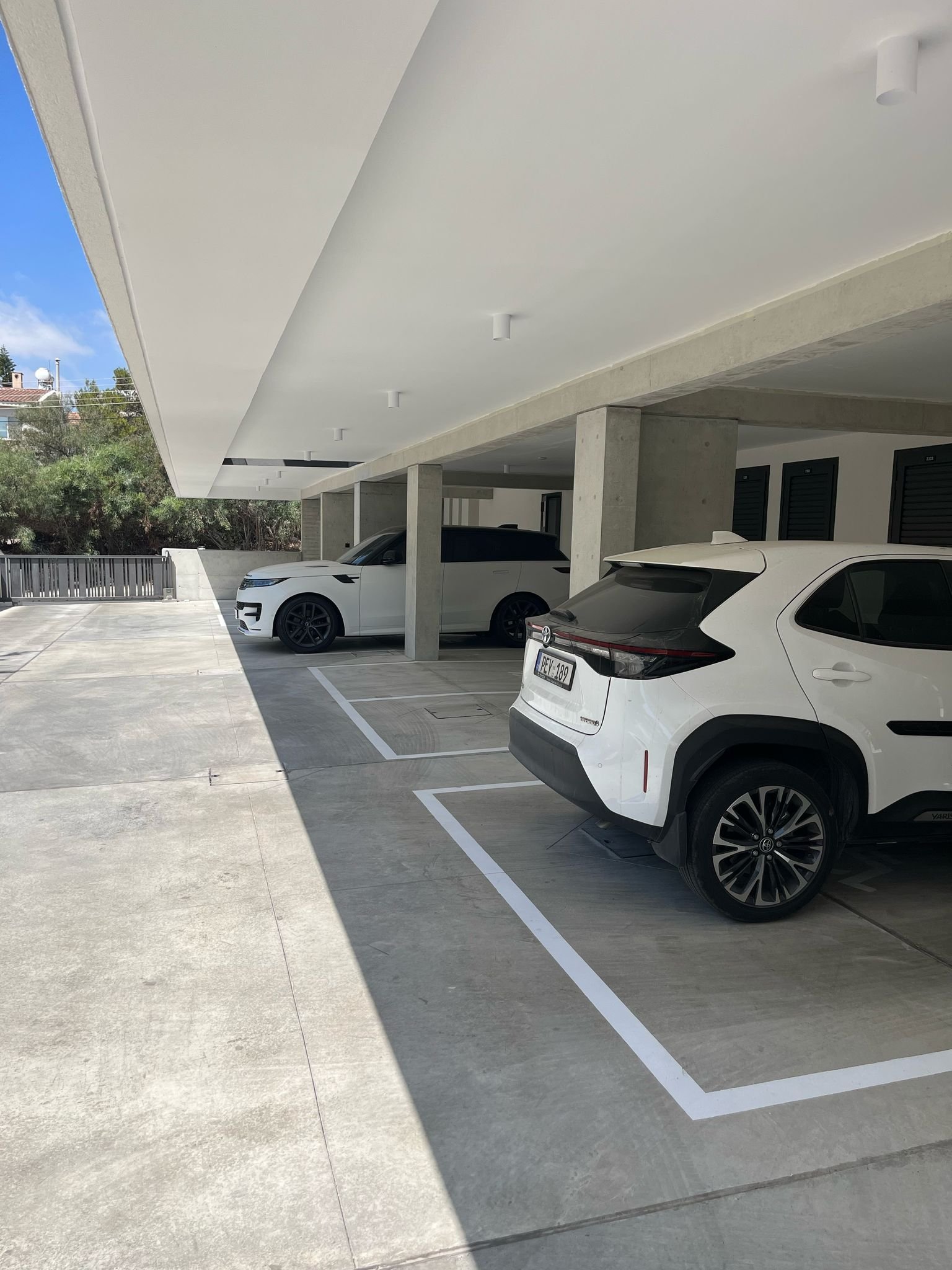 4 BR Penthouse in Potamos Germasogeias, Limassol photo 28