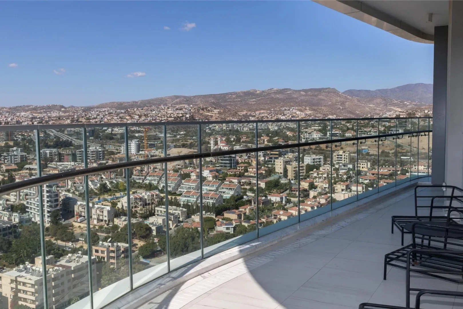 4 BR Penthouse in Germasogeia, Limassol photo 15