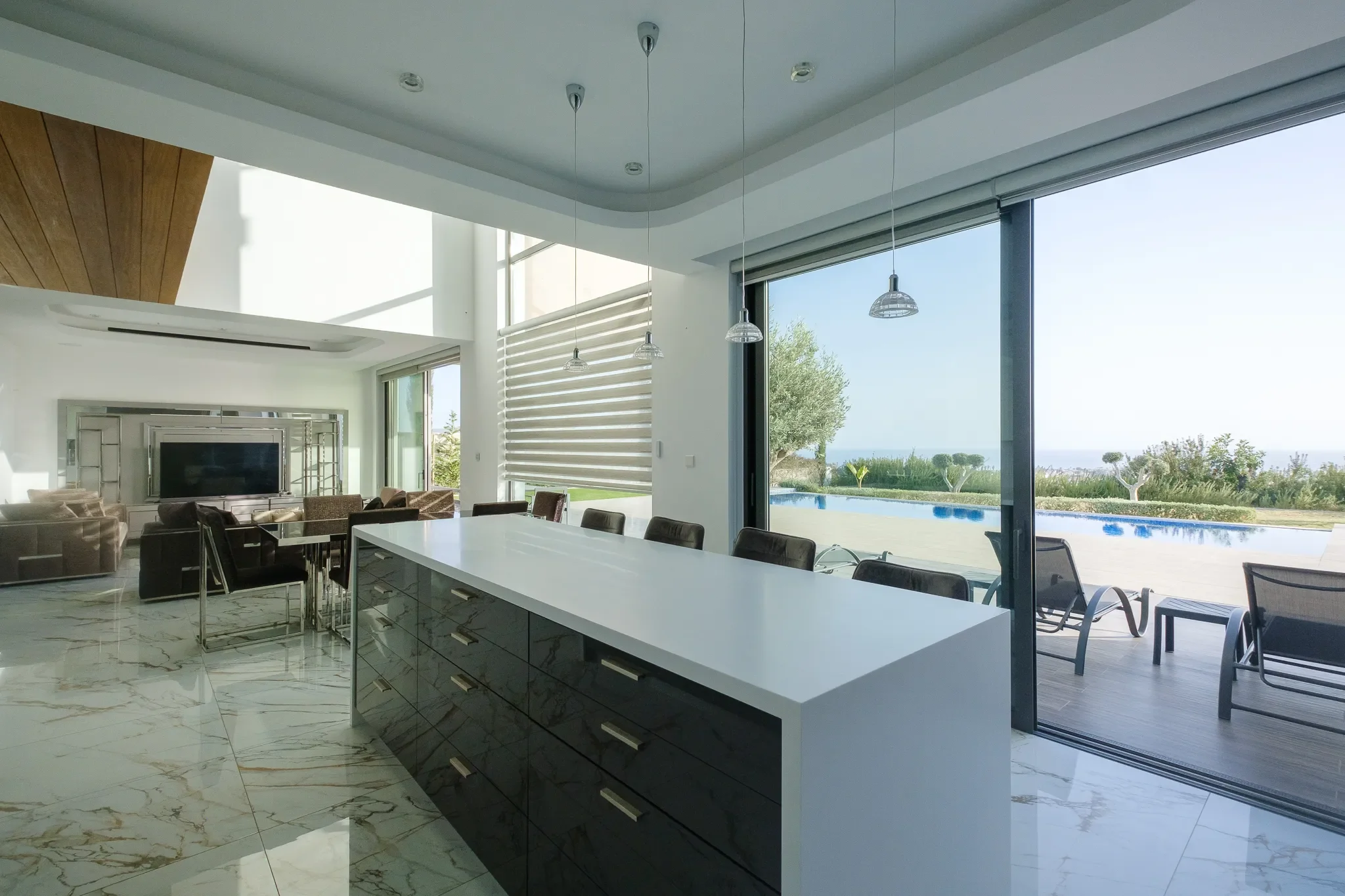 4 BR Villa in Pegeia, Paphos photo 8