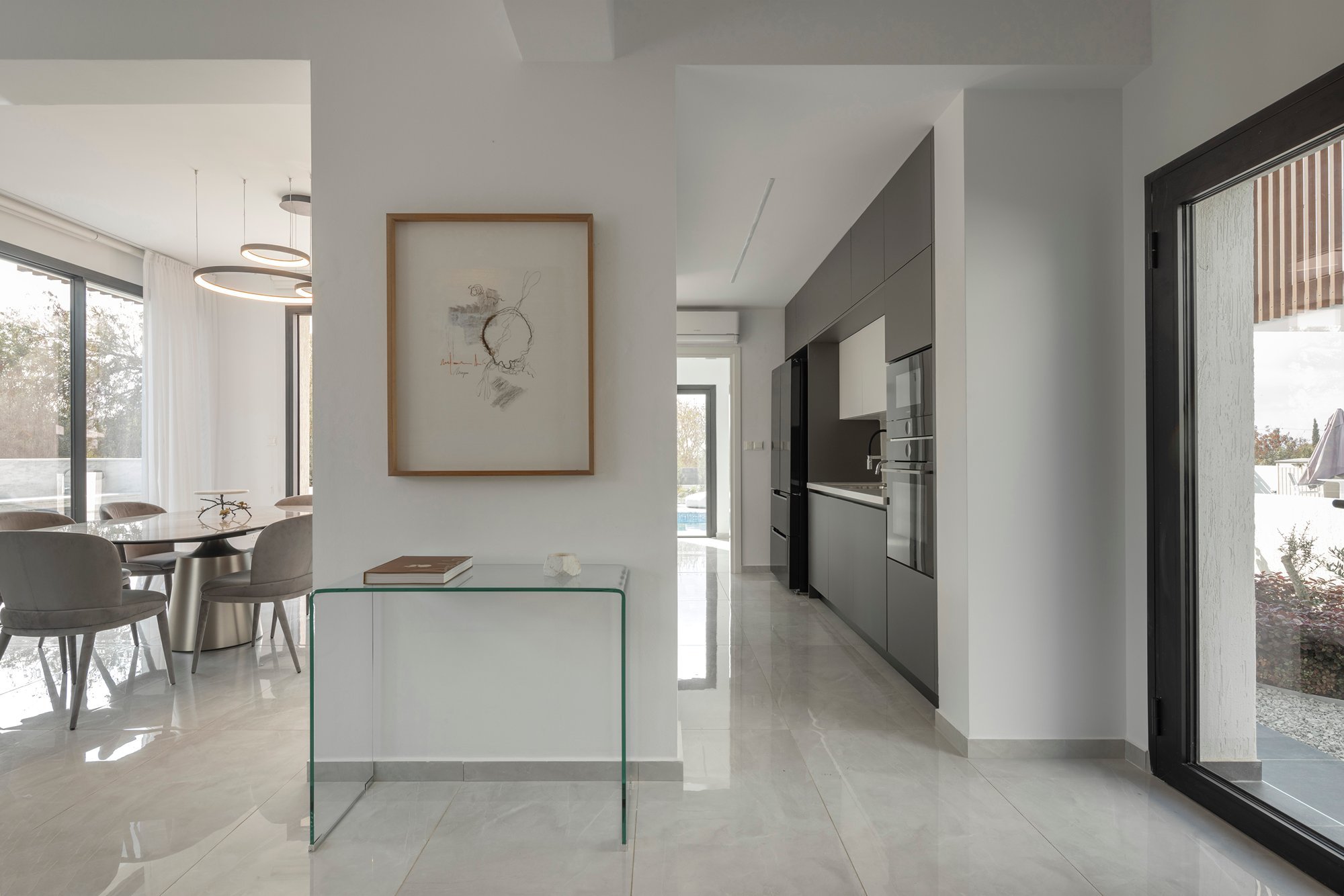 4 BR Villa in Chlorakas, Paphos photo 4