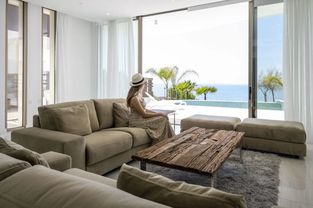 10 BR Villa in Kissonerga photo 9