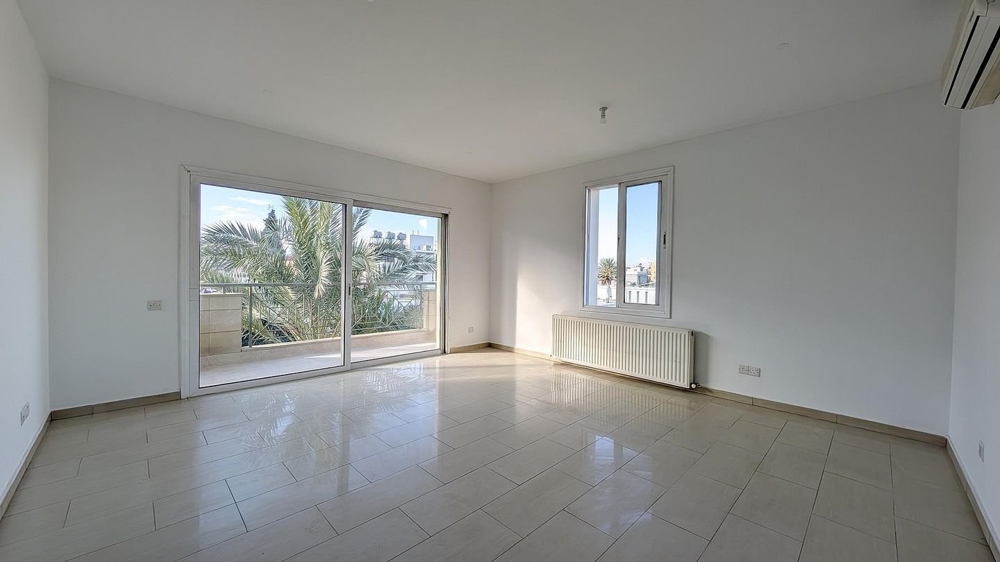 Three-Bedroom Apartment in Agios Andreas, Nicosia photo 6