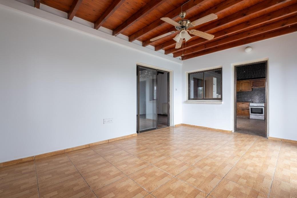 3 bedroom house in Tala, Paphos photo 3