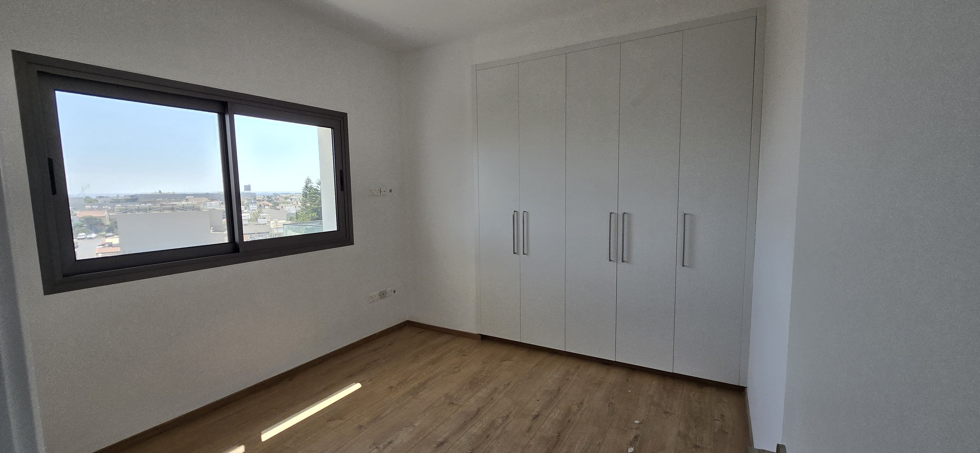 4 BR Penthouse in Zakaki, Limassol photo 4