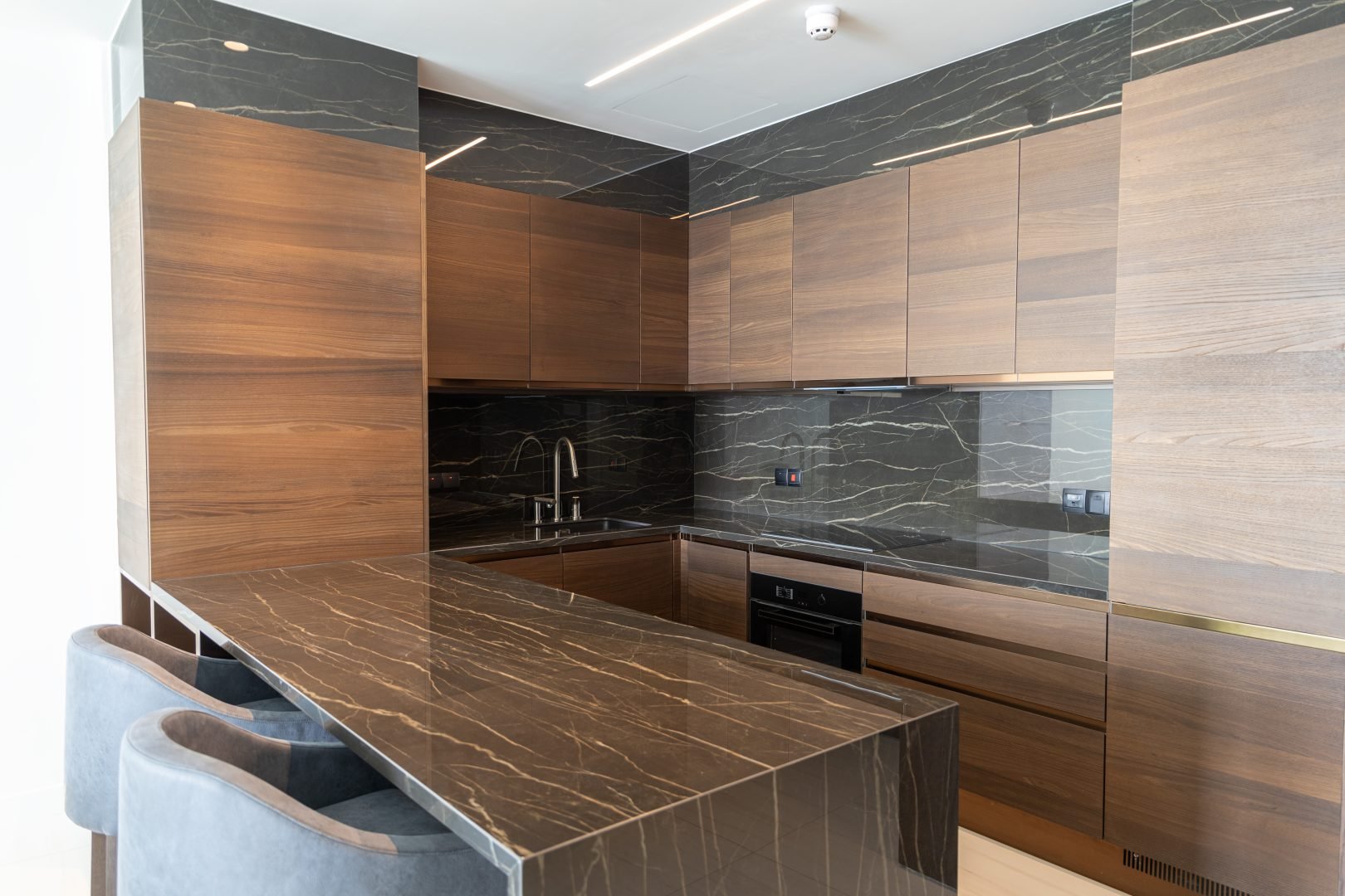 2 BR Apartment in Germasogeia, Limassol photo 5