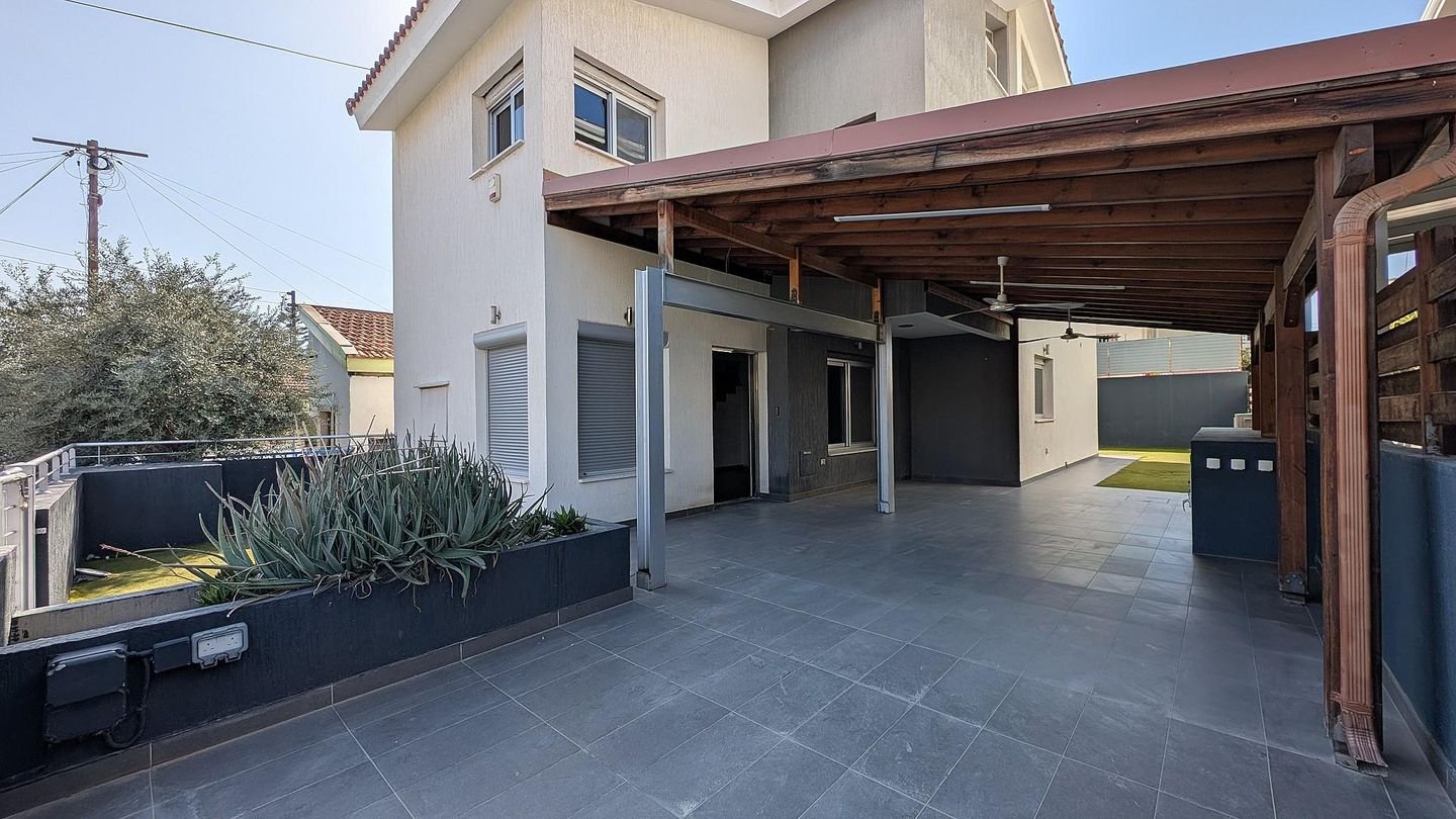 Two-Storey 5-Bedroom House, Mesa Geitonia, Limassol photo 7