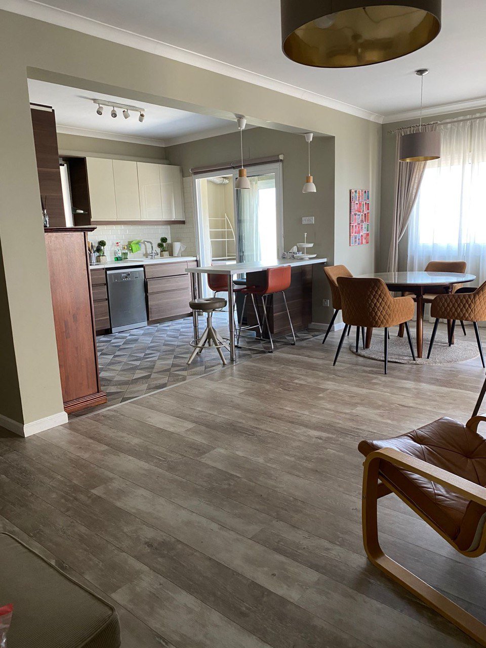 3 BR Apartment in Mesa Geitonia, Limassol photo 1