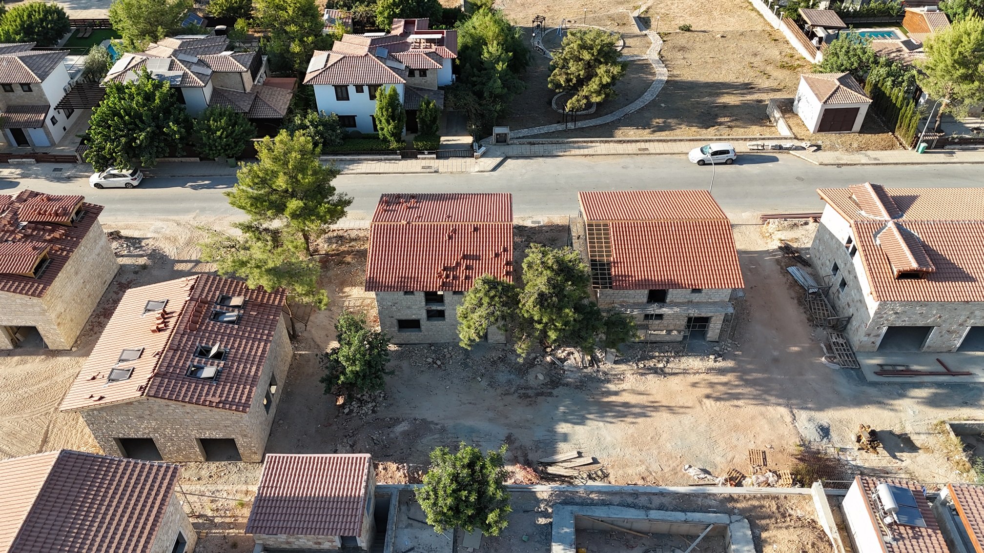 4 BR House in Souni photo 2