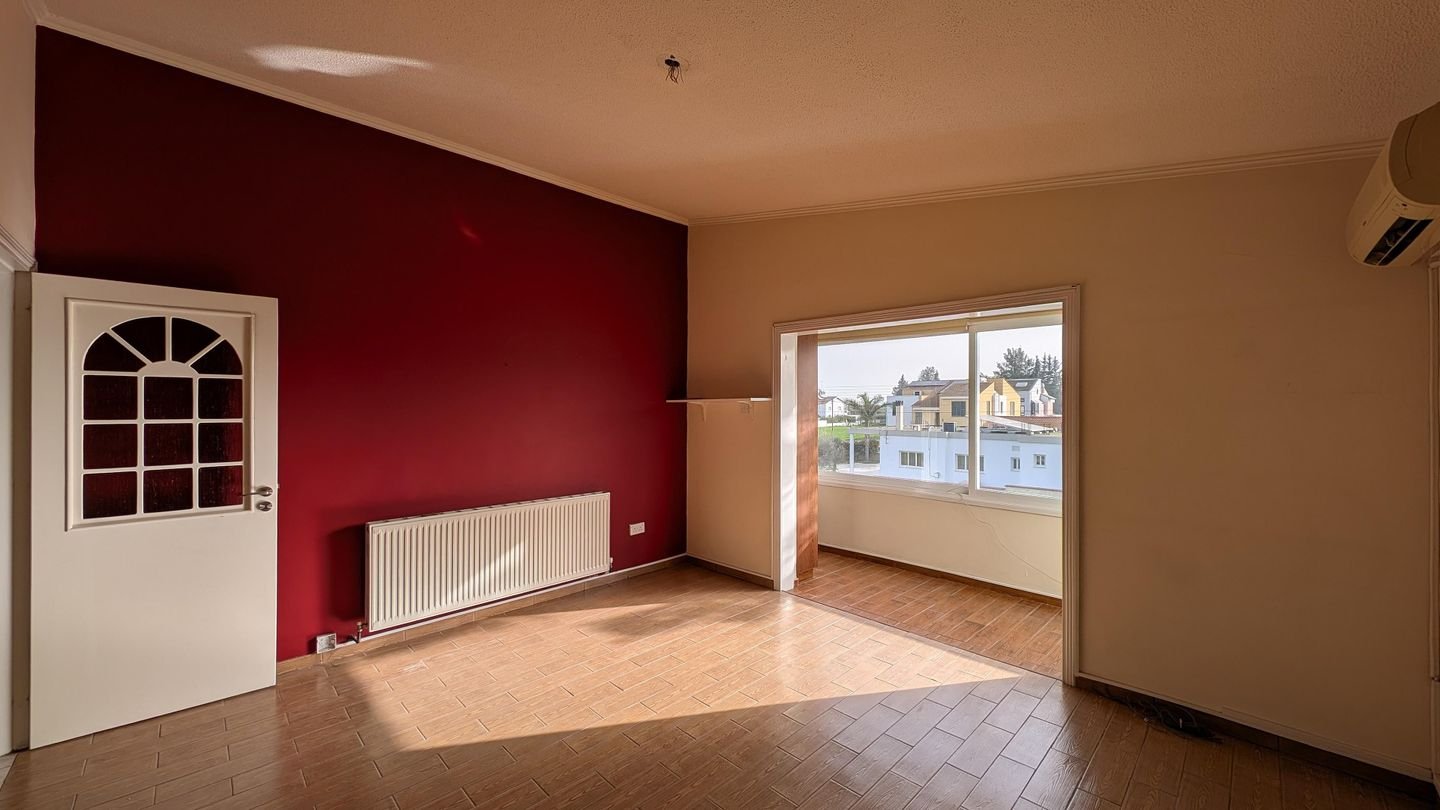 Spacious 4-Bedroom Detached House in Pera Chorio, Nicosia photo 32