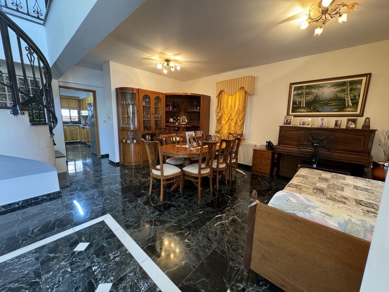 4 BR Villa in Ypsonas, Limassol photo 2