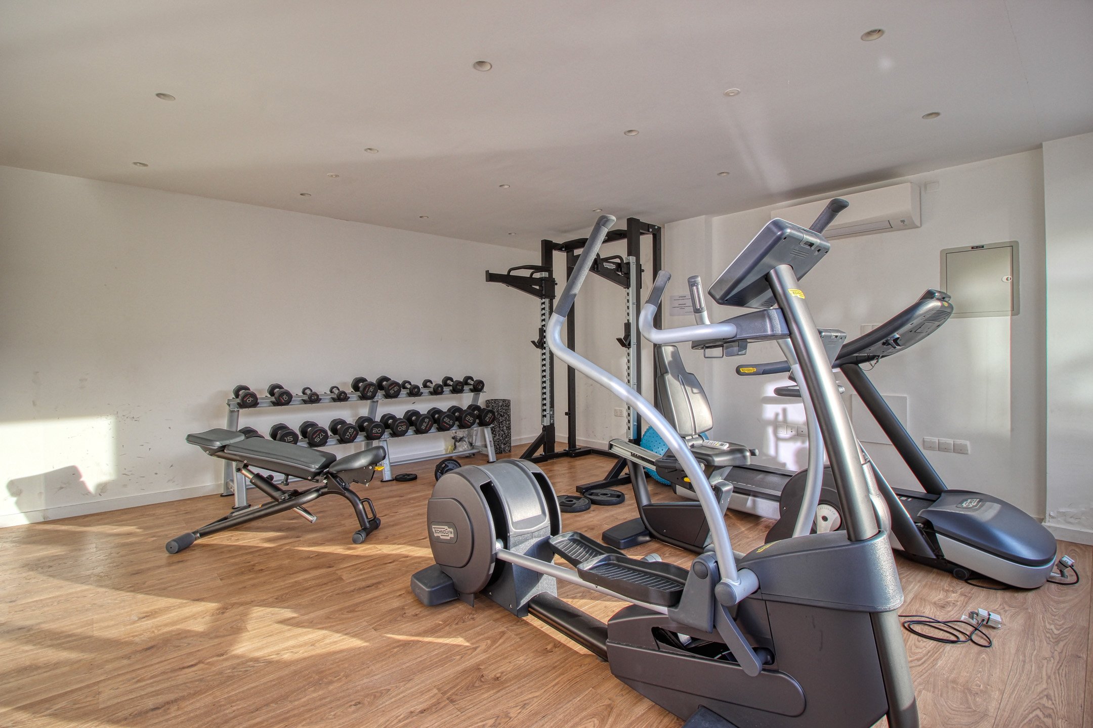 4 BR Penthouse with a private swimming pool in Potamos Germasogeias, Limassol photo 19