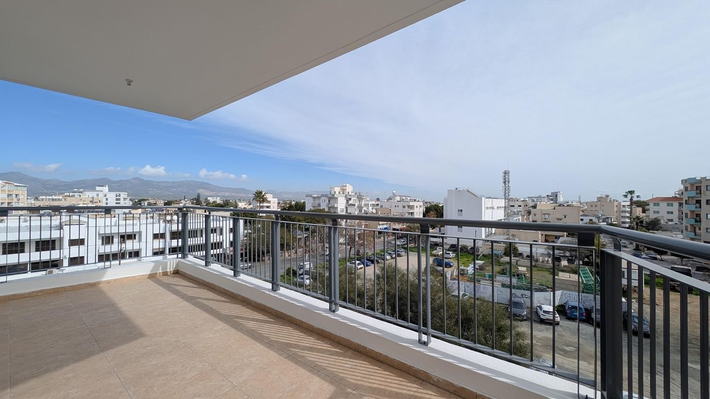 Top-Floor 2-Bedroom Apartment in Panagia, Nicosia photo 9