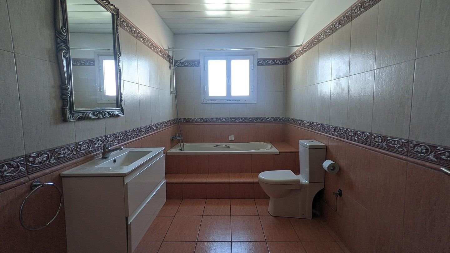 Residential building in Kokkinotrimithia, Nicosia photo 42