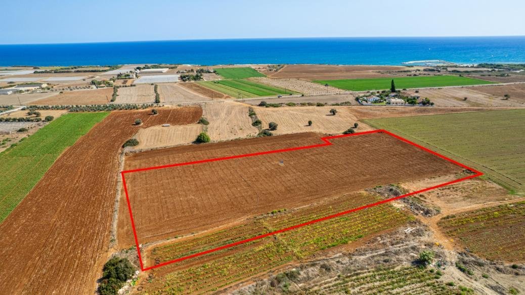 Touristic field in Alaminos, Larnaca photo 5