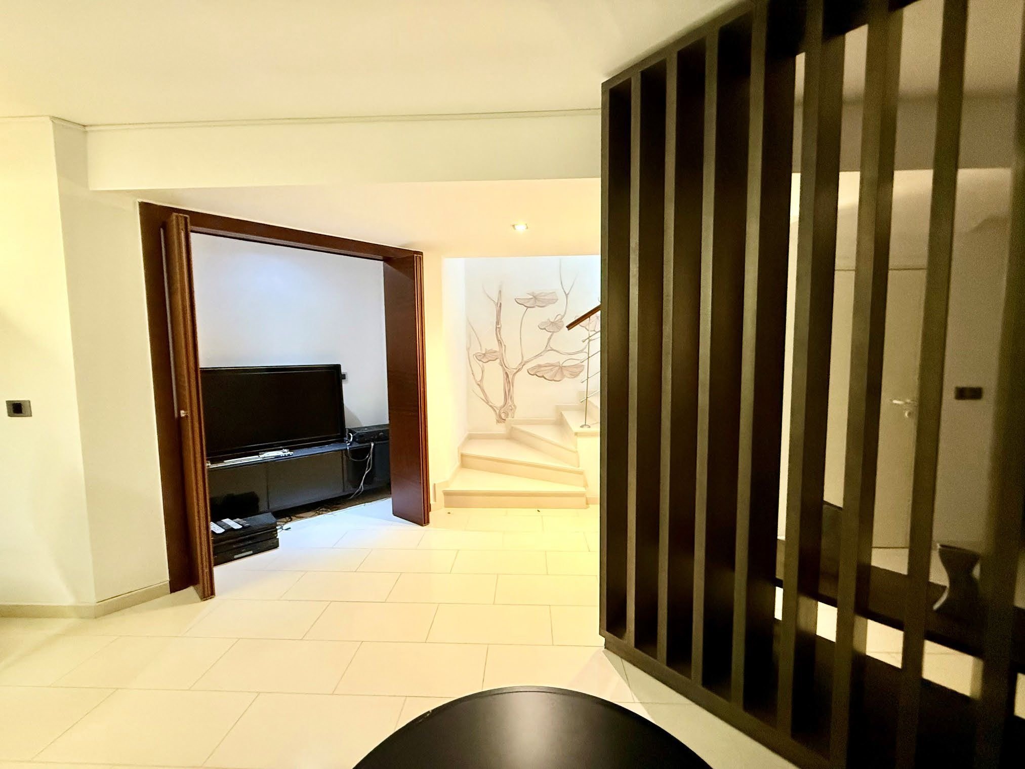 4 BR Luxury Villa in Pyrgos, Limassol photo 7