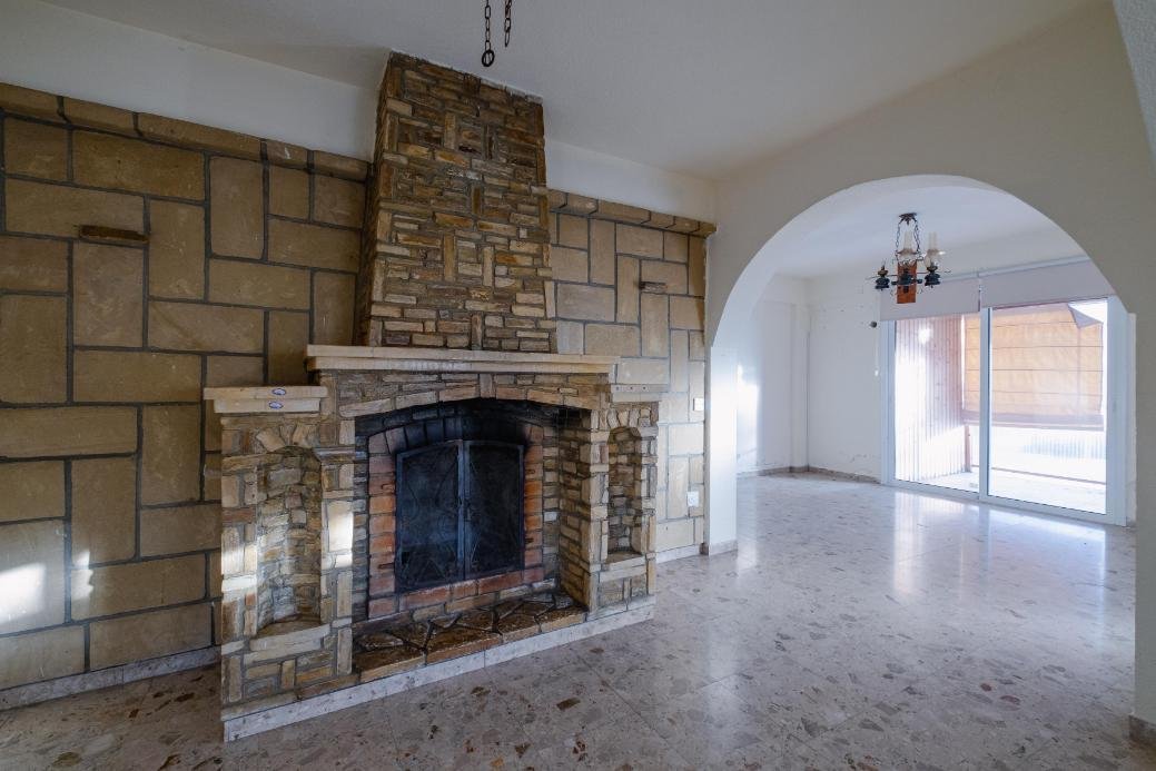 Two-storey house in a large field in Pyrga, Larnaca photo 18