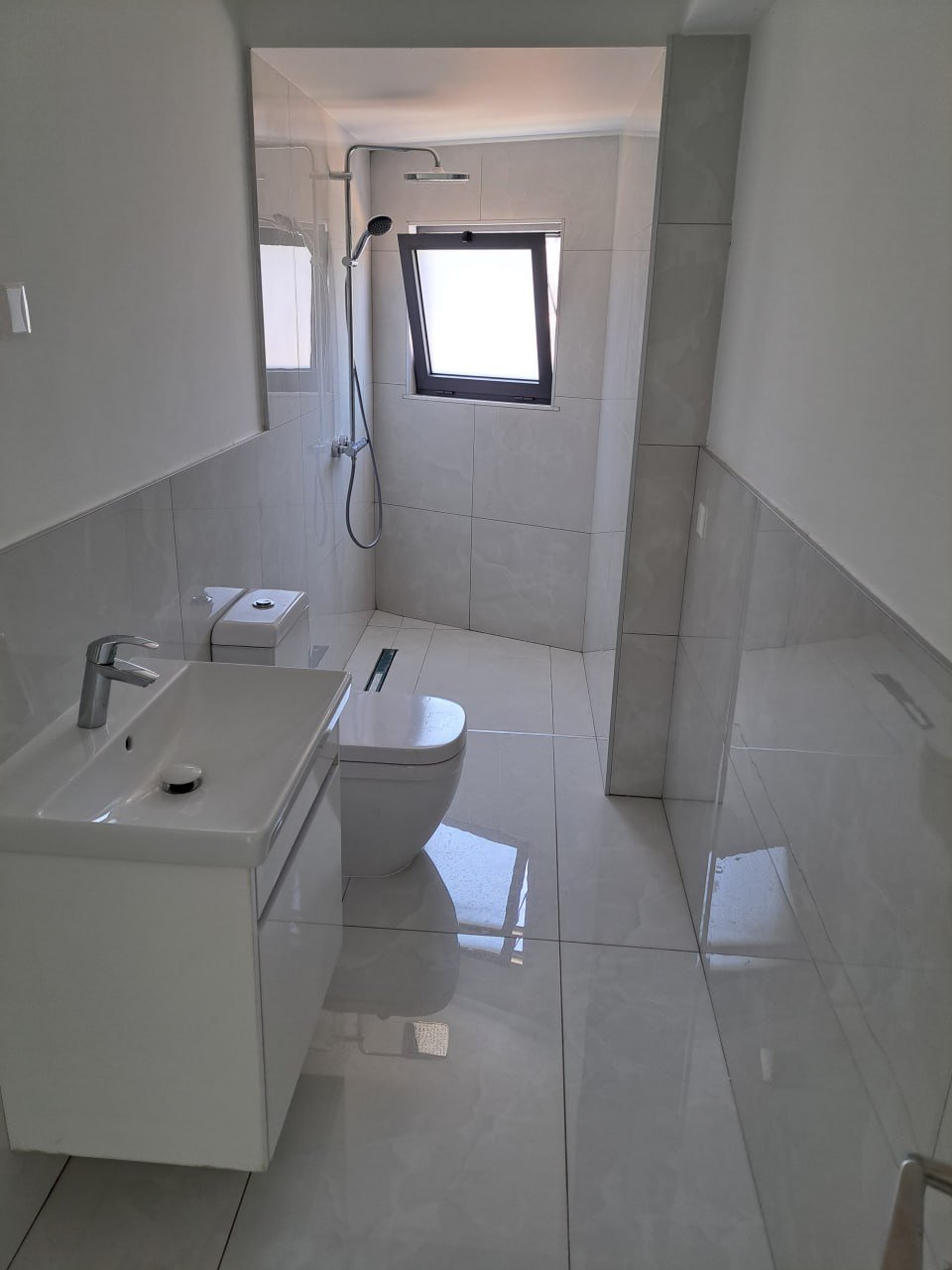 4 BR Luxury Villa in Agios Tychonas, Limassol photo 16