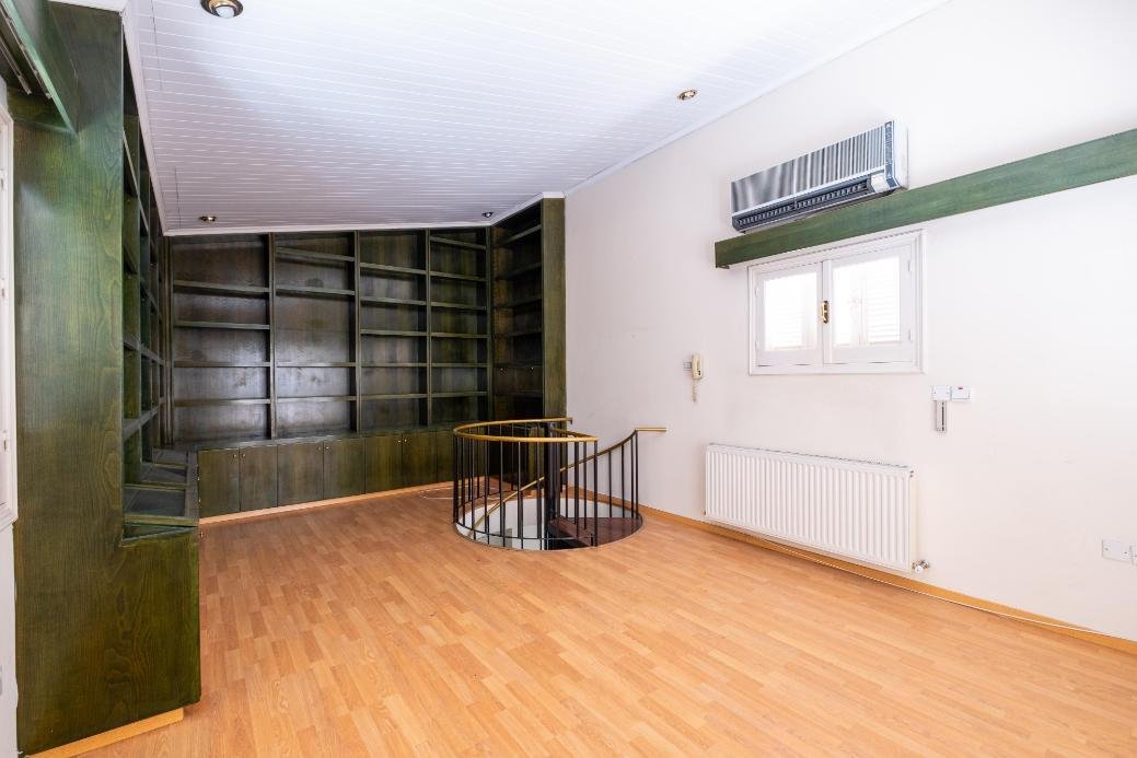 Residential building in Agios Dometios, Nicosia photo 5