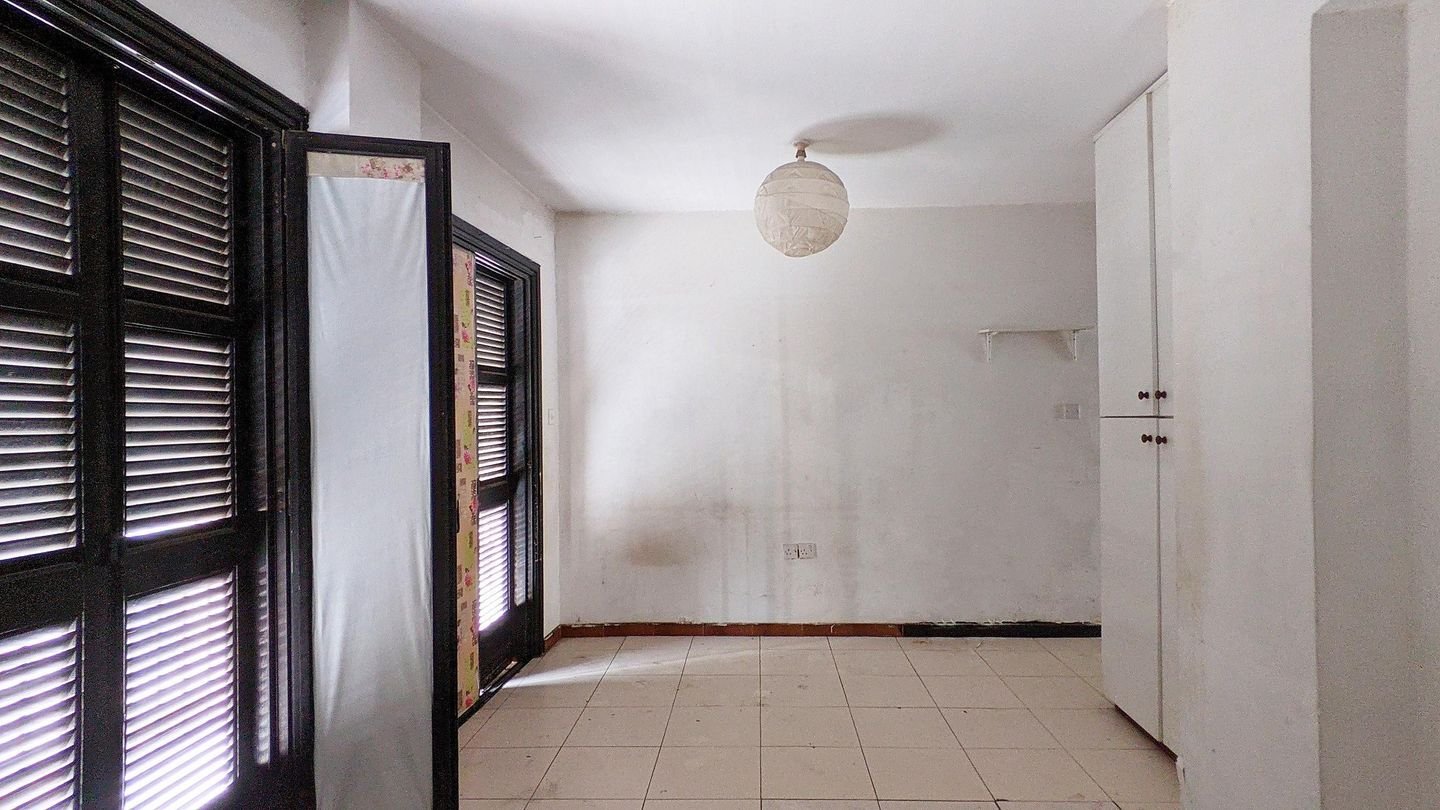 Mixed use building in Trypiotis (Old Town), Nicosia photo 14