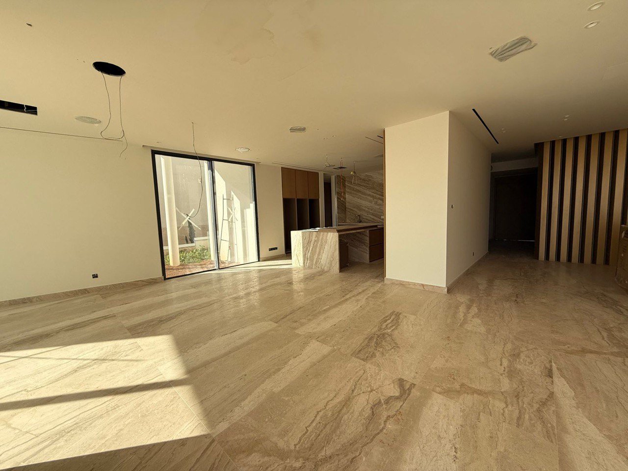 6 BR Luxury Villa in Kalogiroi, Limassol photo 7