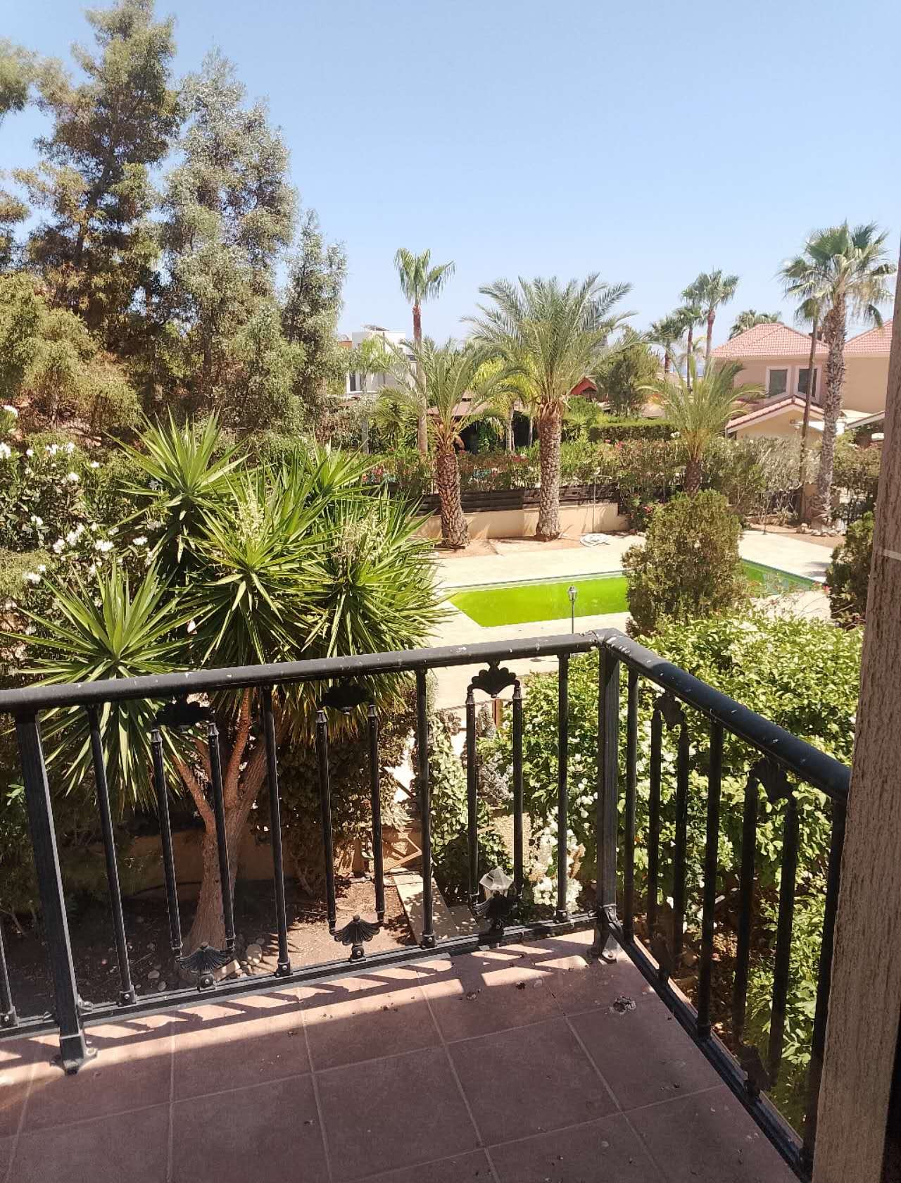 4 BR Villa in Mouttagiaka, Limassol photo 17