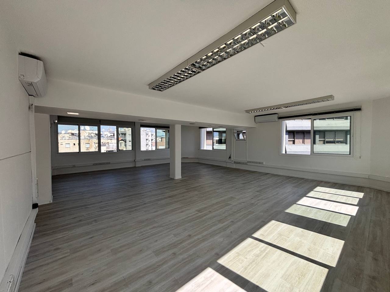Office in Neapolis, Limassol photo 4