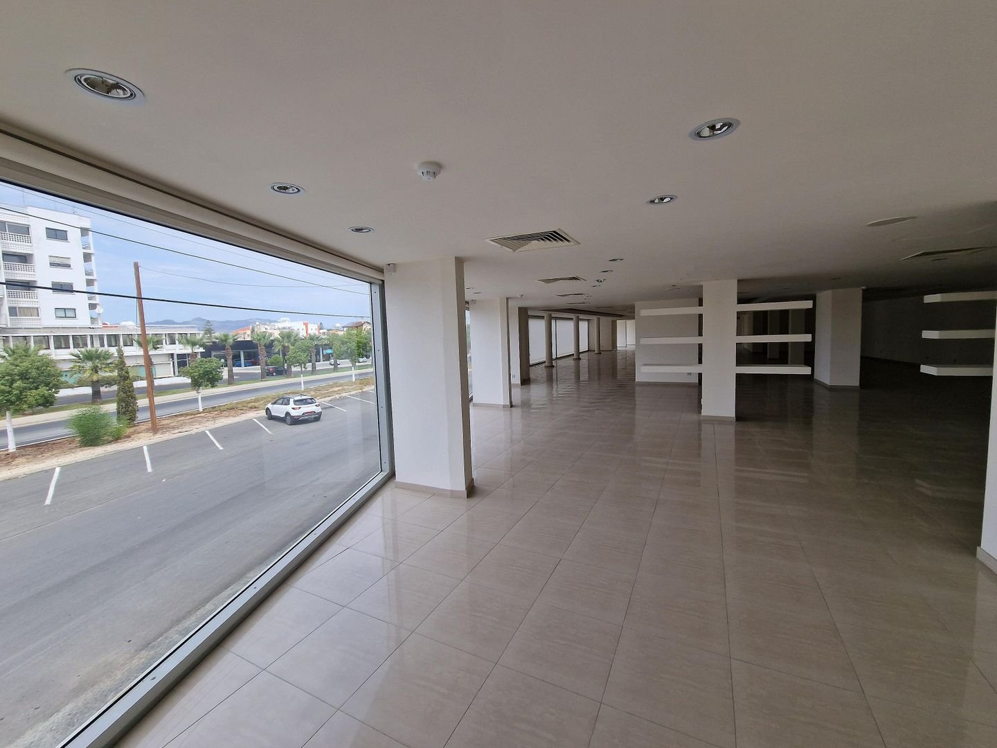 Two Full-Floor Office Spaces in Engomi, Nicosia photo 12