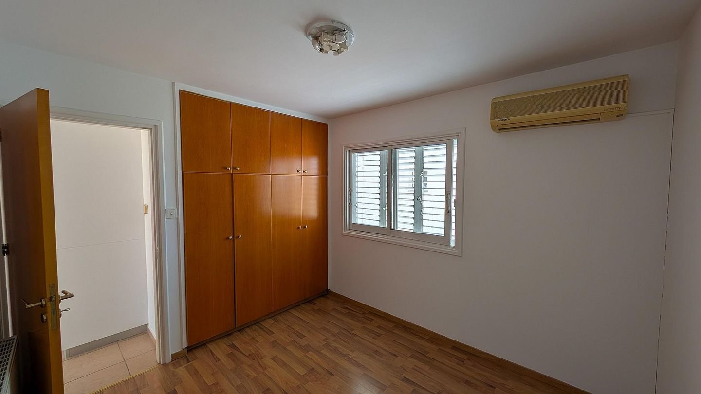 Spacious 4+1 Bedroom Detached Home with Basement Studio in Engomi photo 18