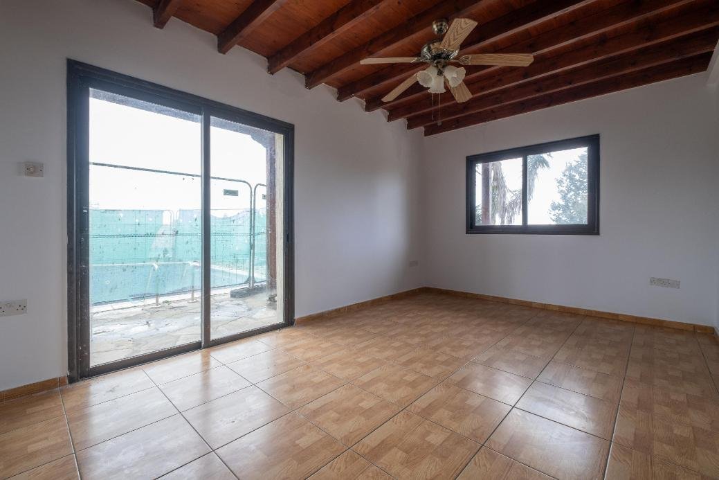 3 bedroom house in Tala, Paphos photo 4