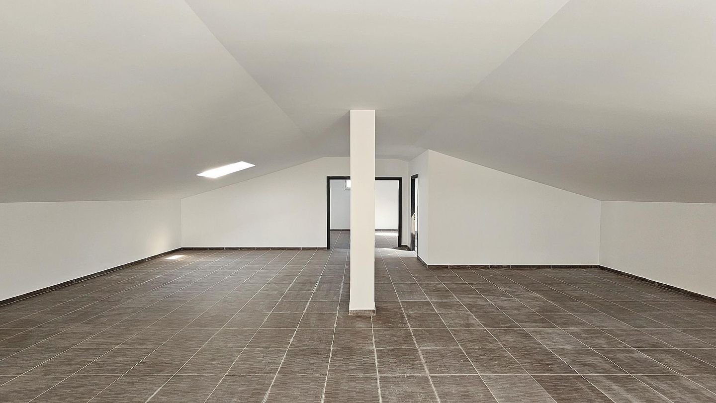 Charming Metallic-Frame Detached Home with Attic – Peristerona, Nicosia photo 23