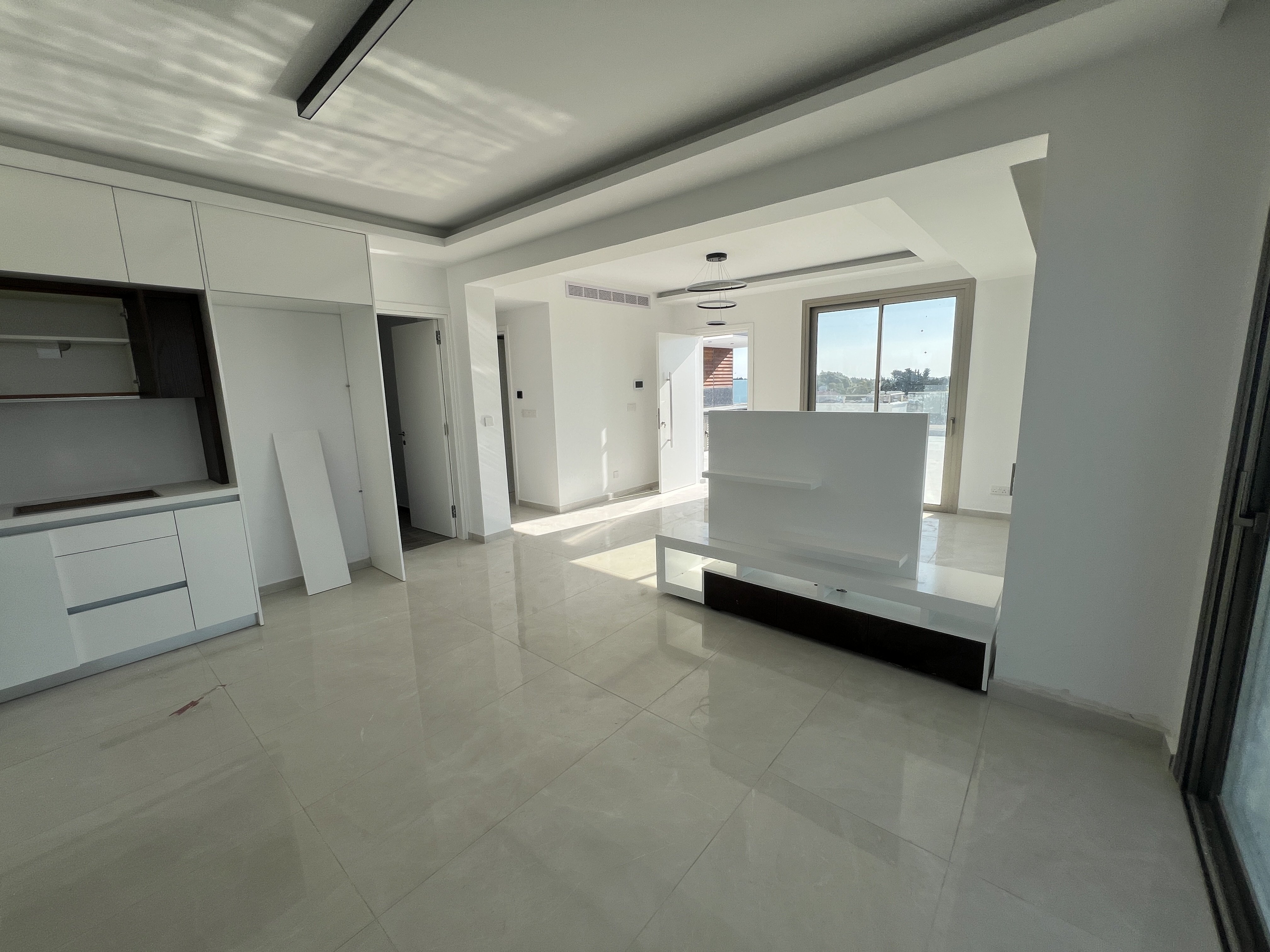 2 BR Penthouse in Universal, Paphos photo 8