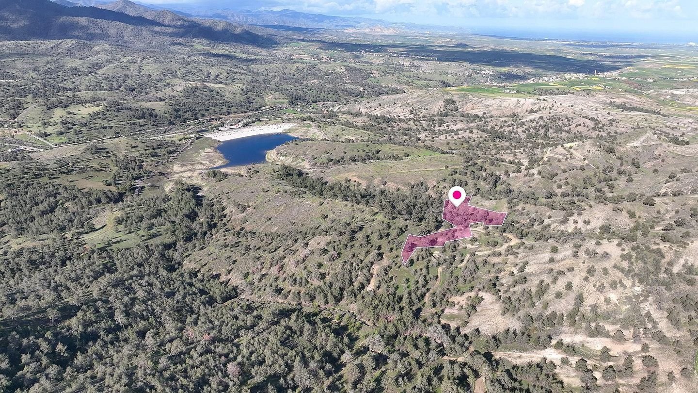 Livestock field located in Agia Marina Xyliatou, Nicosia. photo 3