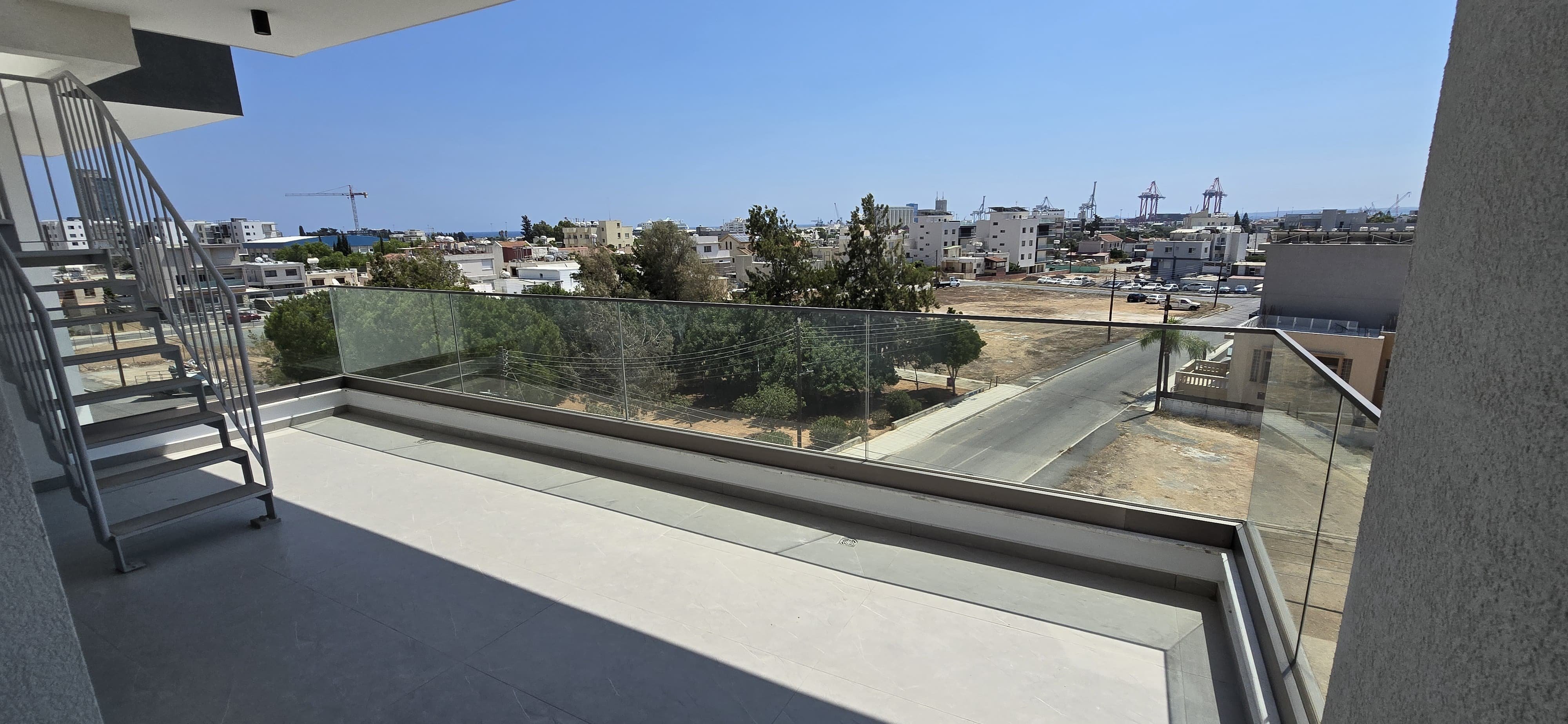 4 BR Penthouse in Zakaki, Limassol photo 9