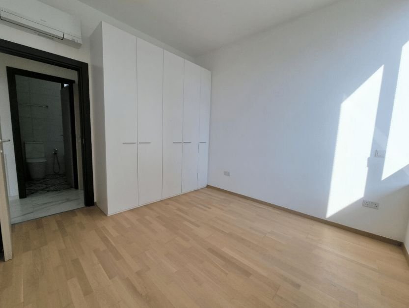 3 BR Apartment in Germasogeia, Limassol photo 10