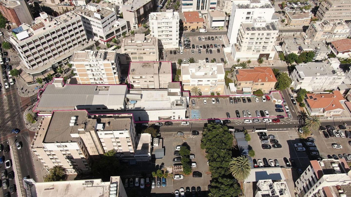 Mixed Use Commercial building in Trypiotis, Nicosia photo 4