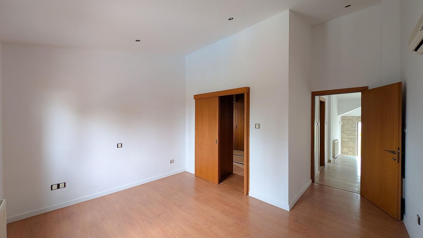 Luxurious Mansion in Agios Georgios, Latsia, Nicosia photo 27