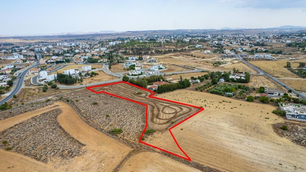 Shared residential field in Geri, Nicosia photo 3