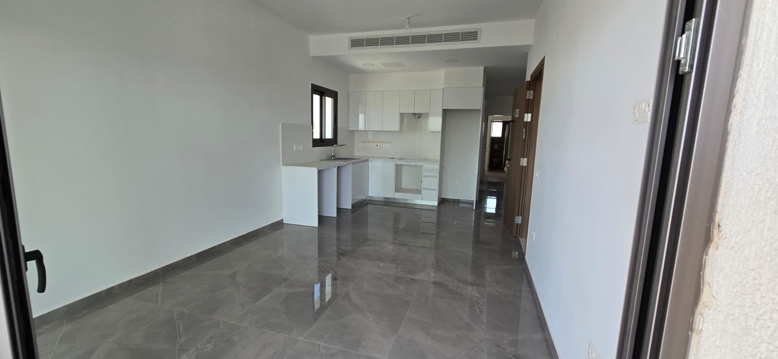 3 BR Penthouse in Zakaki, Limassol photo 7