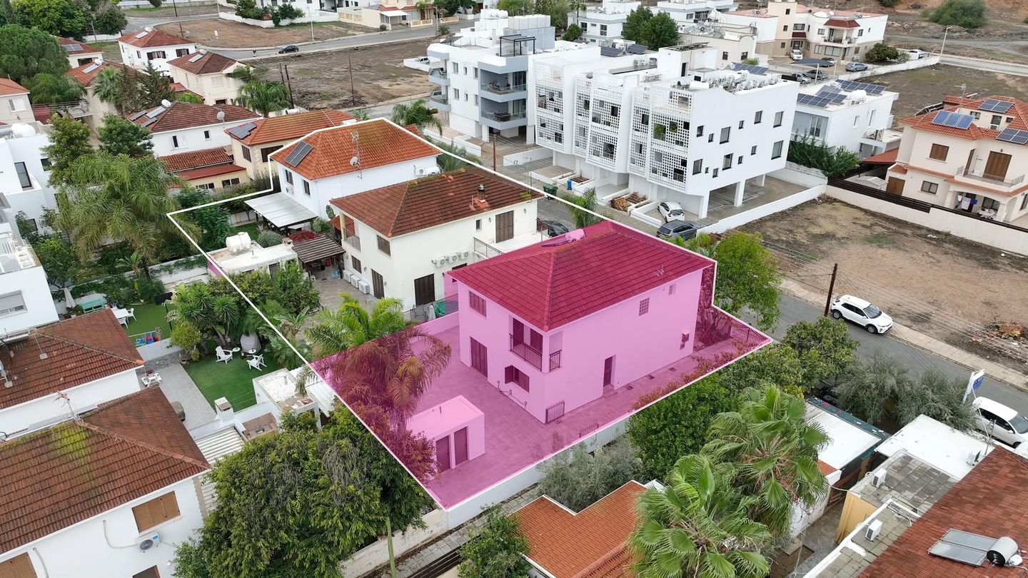 Elegant 3-bedroom semi-detached house in Engomi, Nicosia photo 1